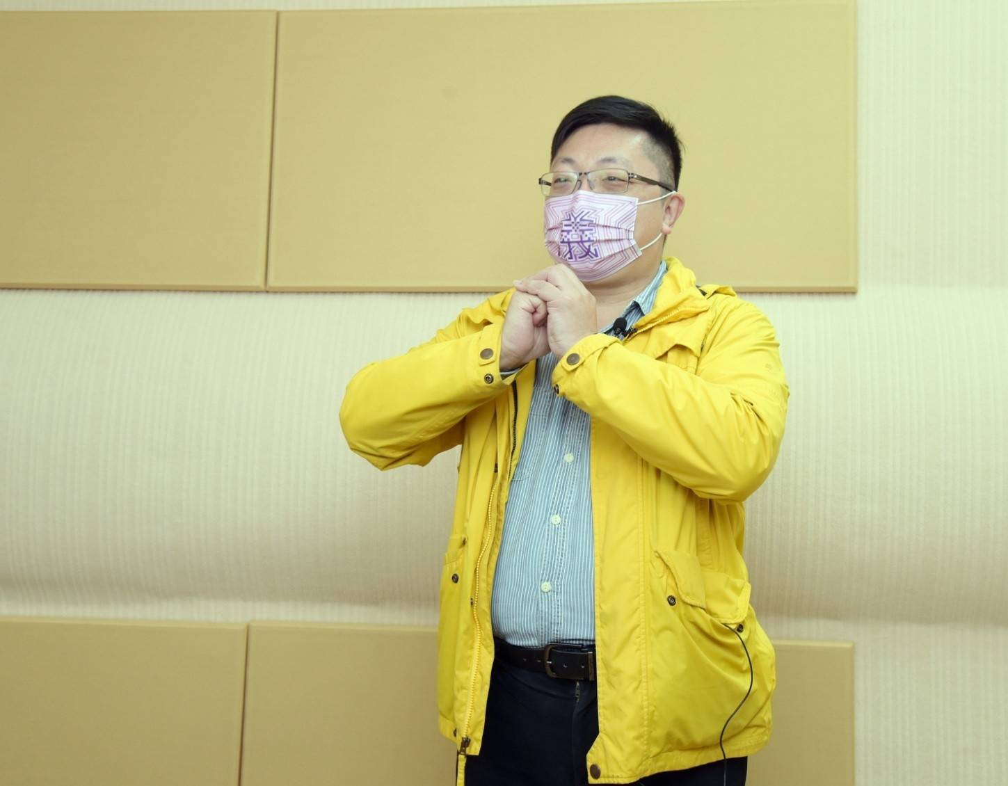 北市客委會新春活動多，客語相聲打竹板拜年、萌虎鬧春、蒔田，濃濃客家味