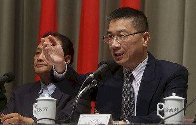 捕蜂捉蛇爭議未解 桃園三贏做法可深思