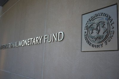 世界經濟加速發展  IMF調高預測