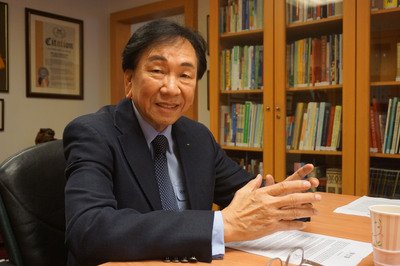 澄清不信任投票 吳經國：還在主持會議