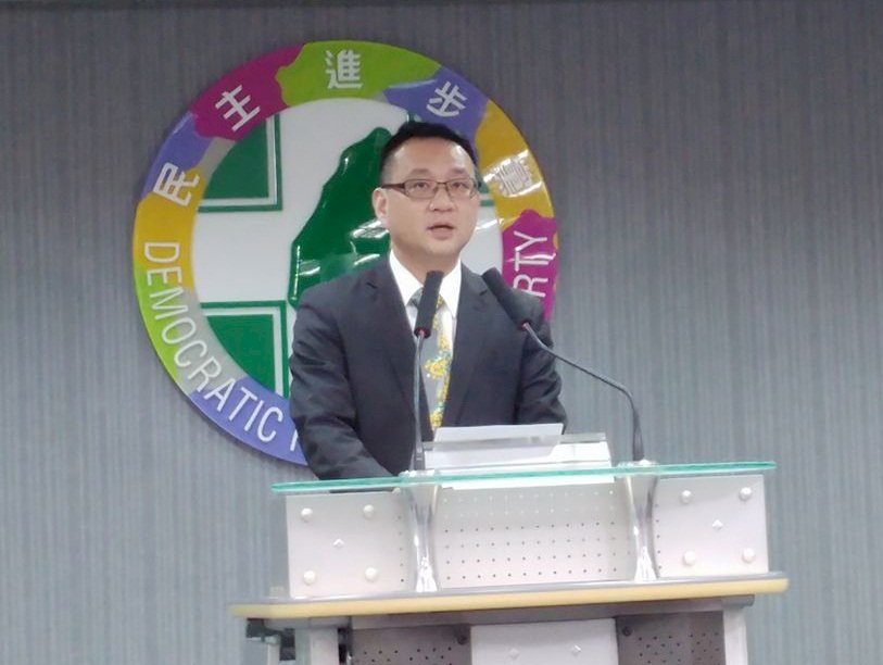 空服員集體請假 政院：研討特殊出勤獎勵