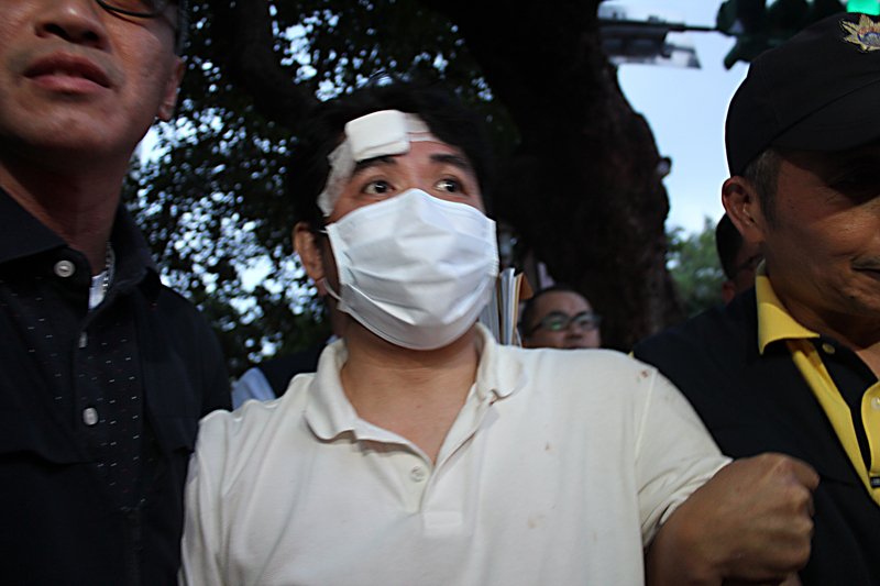 偷軍史館軍刀砍憲兵  男子遭判刑7年