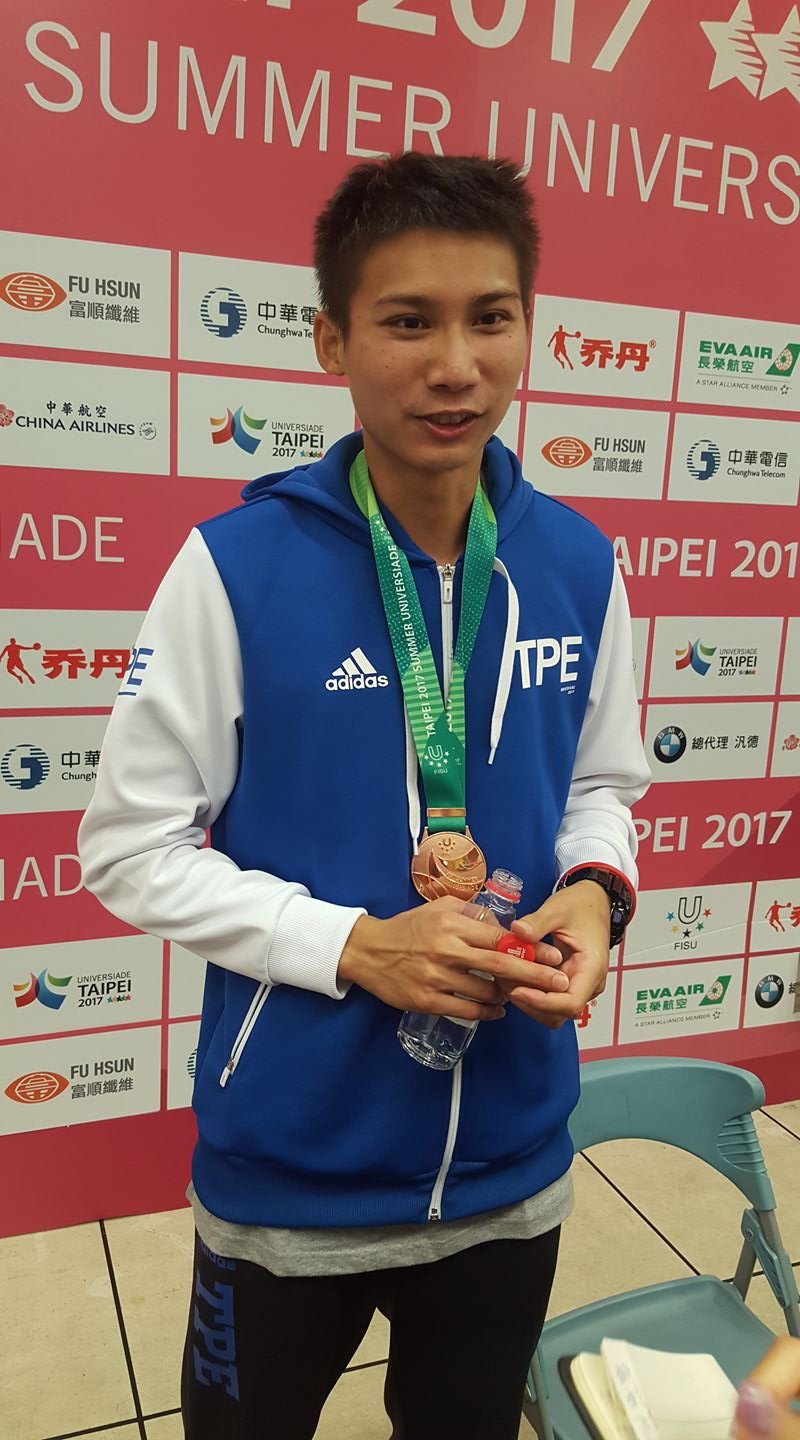 跳出2公尺26 向俊賢世大運連兩屆摘銅