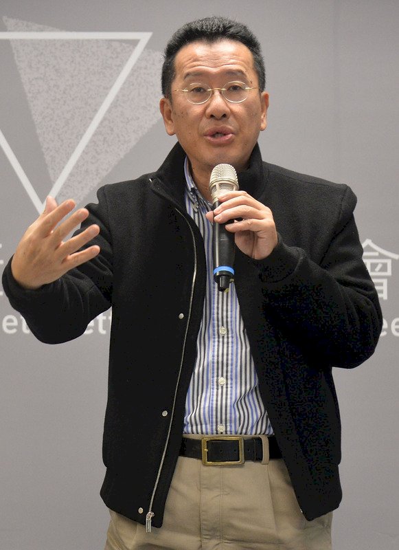 賴內閣首波人事 顧立雄掌金管會