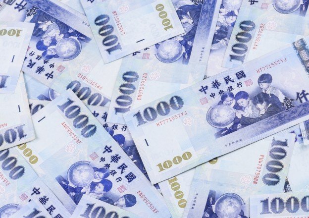 新台幣貶5分 收30.106元
