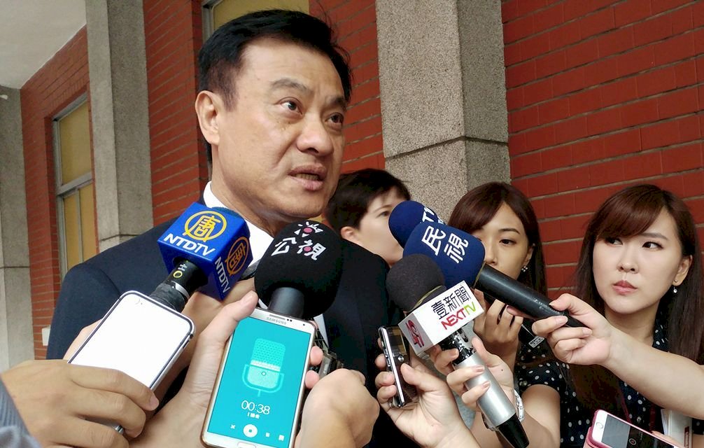 一例一休如何解 蘇嘉全：取最大公約數