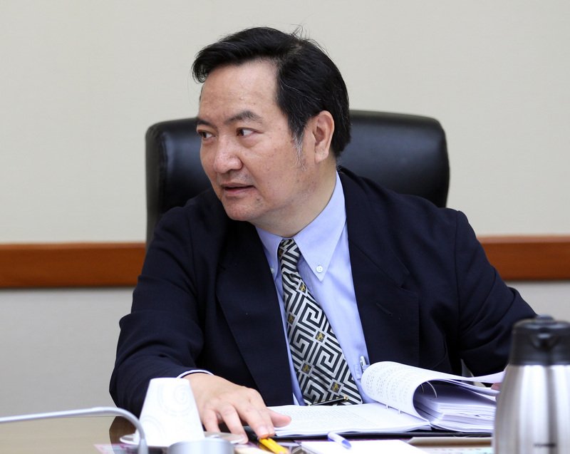 政院宣布羅秉成任政委 督導法政業務