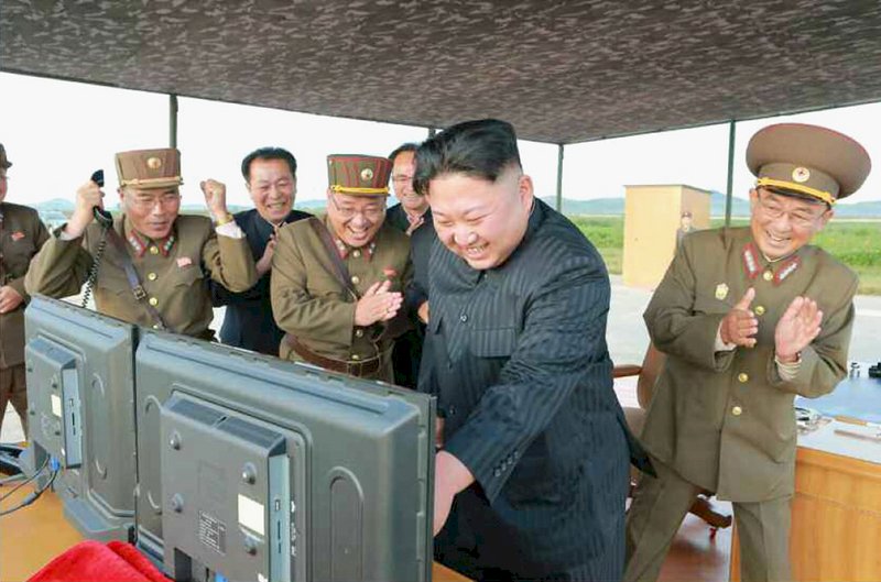 北韓射彈越上空 日本擊落與否費思量