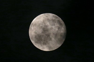 歐洲科學家：23年內應有百人住月球