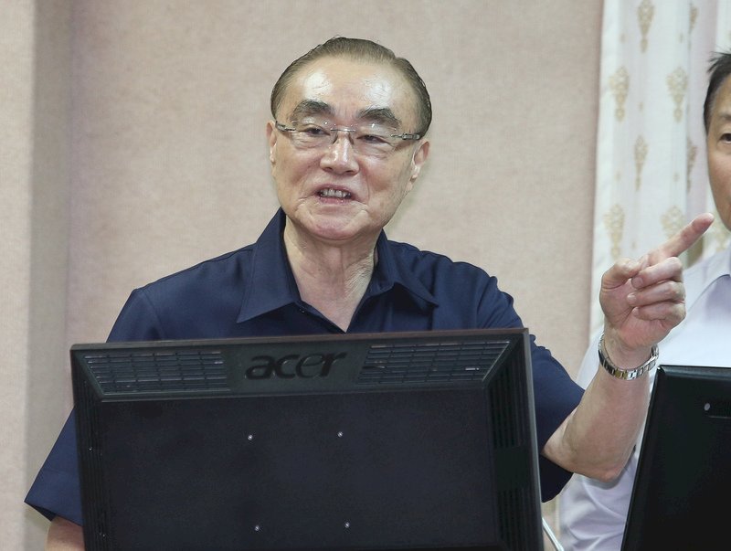 馮世寬：明年不徵兵 未來視募兵制成效而定
