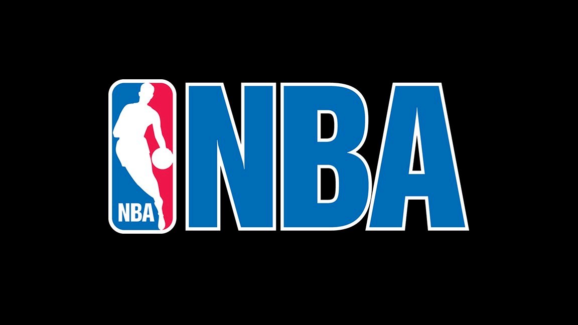 NBA：演唱國歌時球員必須站立
