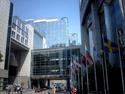 南海角色受矚目 歐洲議會通過友台決議