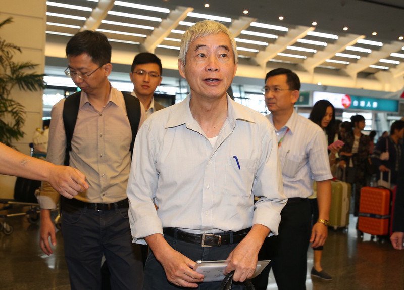 賀陳旦啟程赴APEC會議 為新南向找機會