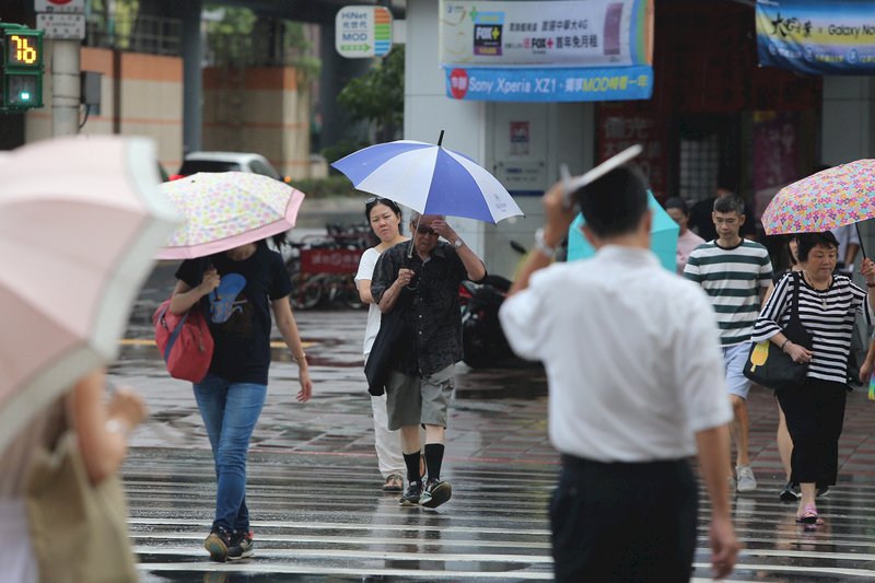 東北風加熱低壓影響 北東易有大雨或豪雨