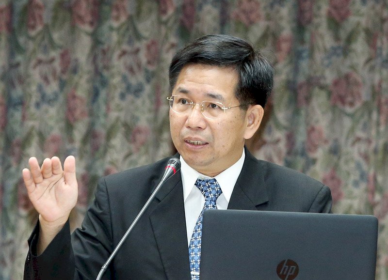 英語列第二官方語 教長：若有政策會推動