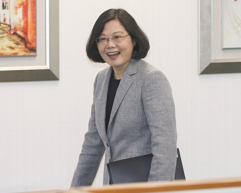 蔡總統：基隆輕軌應就位 改變北部定位