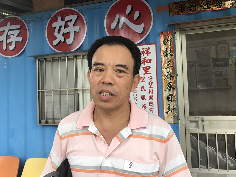 為逾50老兵償願  里長伯揹骨灰跨海安葬