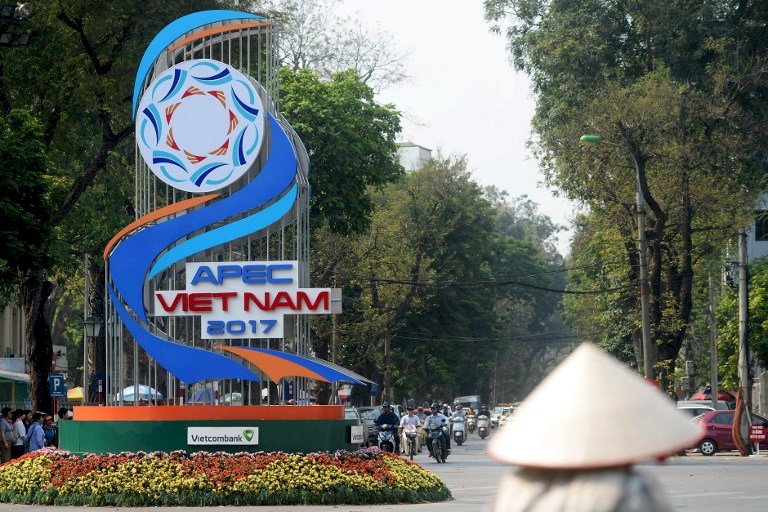 外交部：APEC代表團簽證分批取得