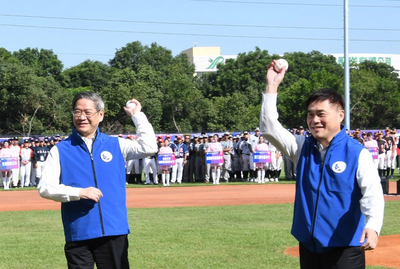 兩岸學生棒球決賽登場 張志軍盼年年辦
