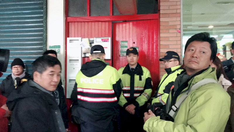 保障證人權利 律師搜索在場權掀爭論