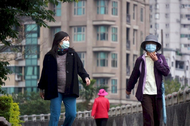 冷氣團減弱全台回溫 跨年冷空氣攪局