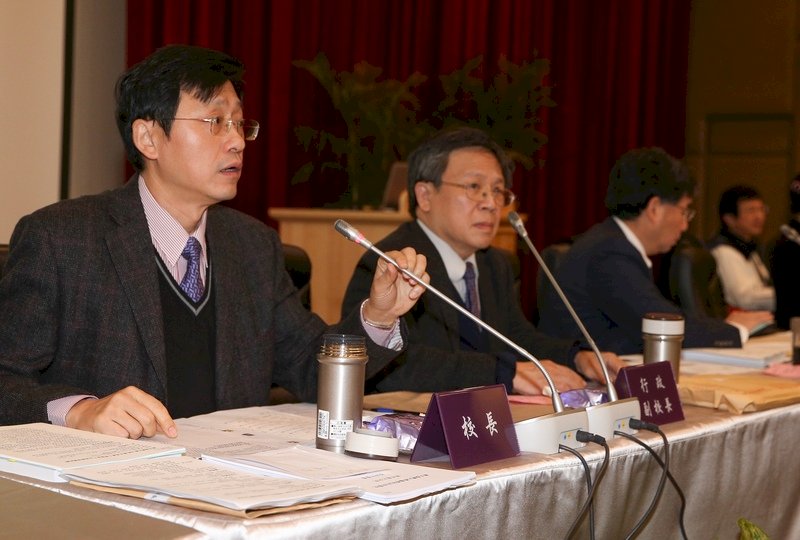 管中閔出線 代理校長：誰當都是台大福氣