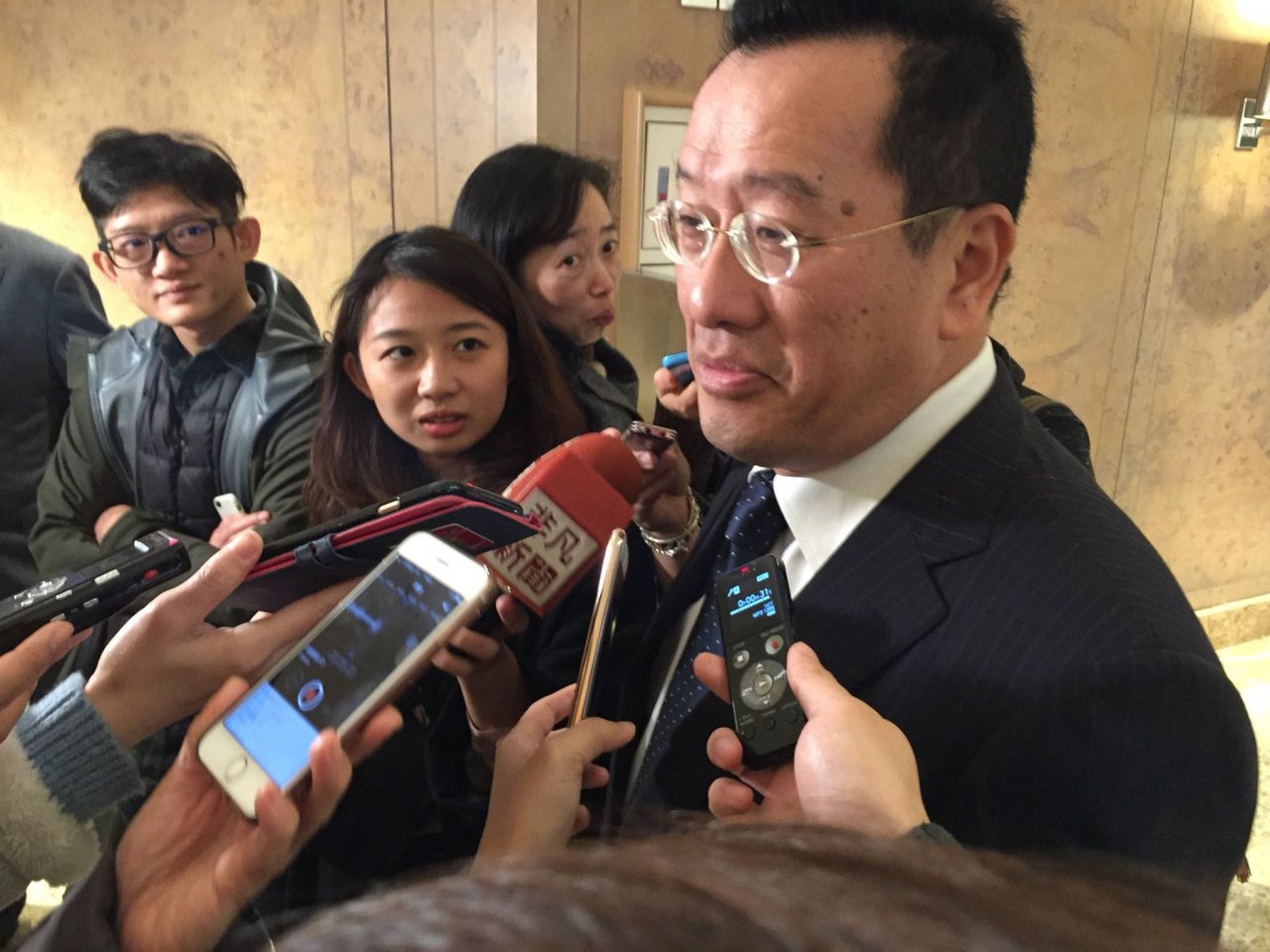 當沖降稅致虧損？ 顧立雄：55%帳戶獲利
