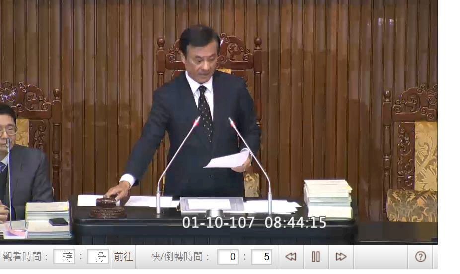 勞基法修法三讀通過 鬆綁七休一