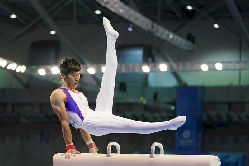 鞍馬王子李智凱 零下16度傳遞冬奧聖火