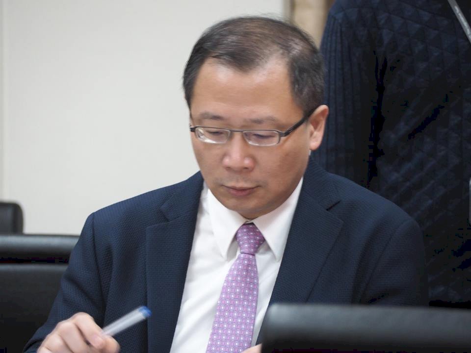 離婚分退休金惹議 立委：民法早有相關機制