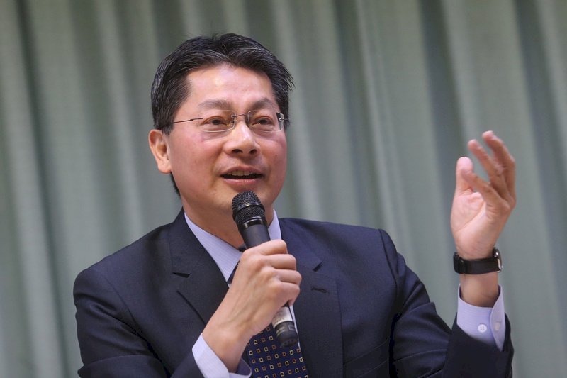 美官網撤國旗 外交部溝通盼恢復