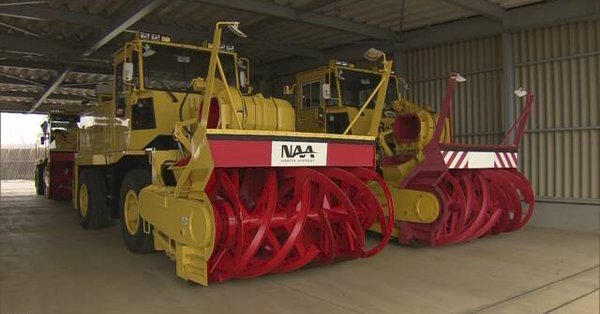成田機場備戰降雪 27台除雪車就位