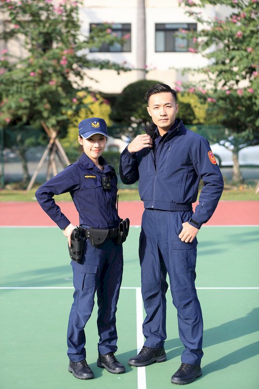 警察制服年底換裝  藏青戰術型款式勝出