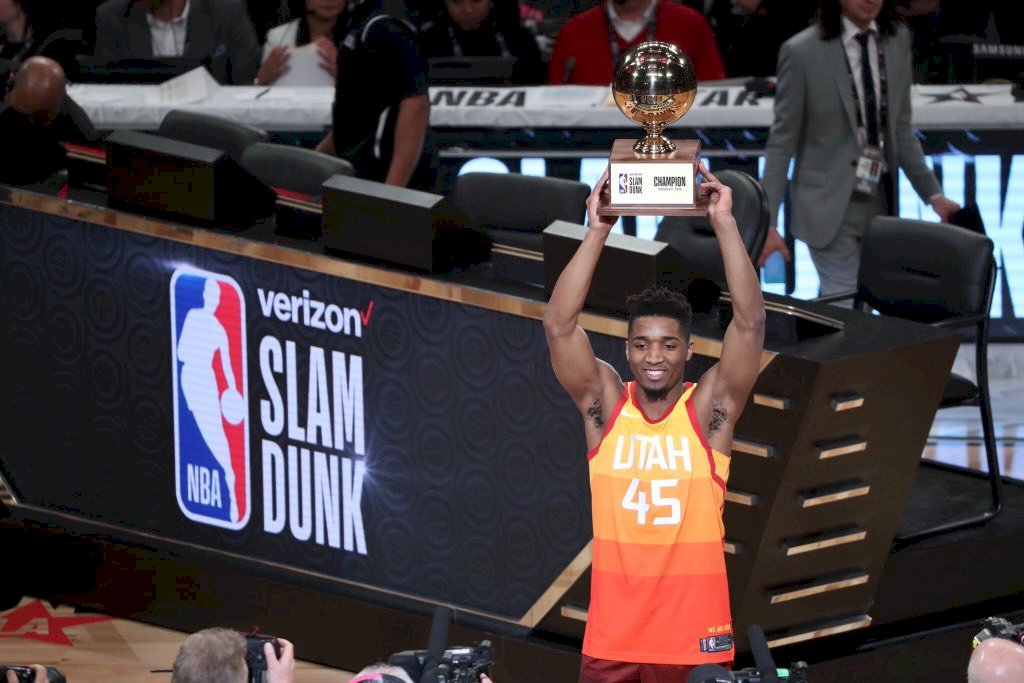 NBA灌籃大賽 猶他爵士密契爾勇奪冠軍