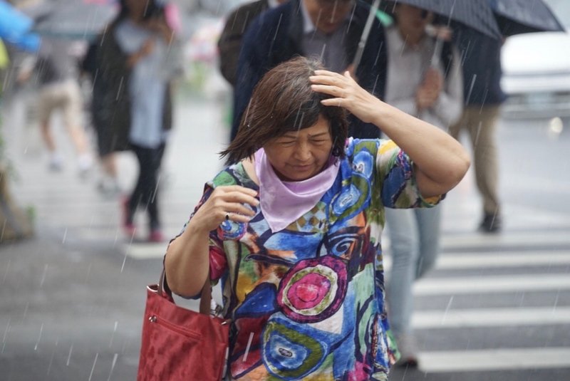 驚蟄春雷響 上午偏暖午後陣雨