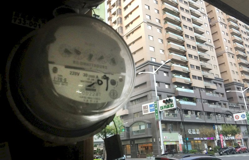 用電大戶條款擬延後上路 接軌綠電憑證新平台