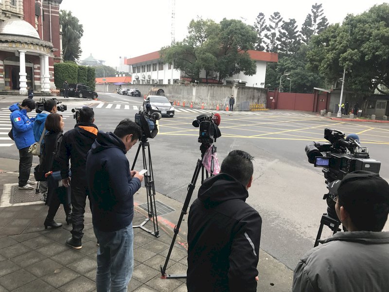 總統官邸傳槍擊 國安局：該員遭調職及處分