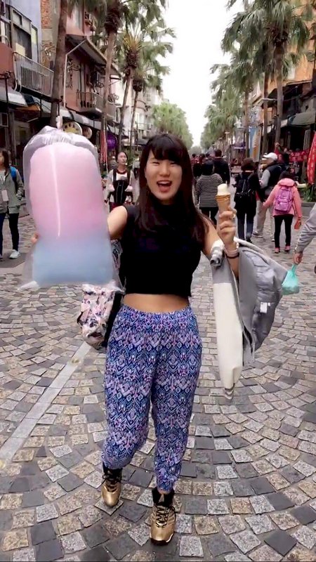 海漂相機佳話 櫻花妹盼加深台日友誼