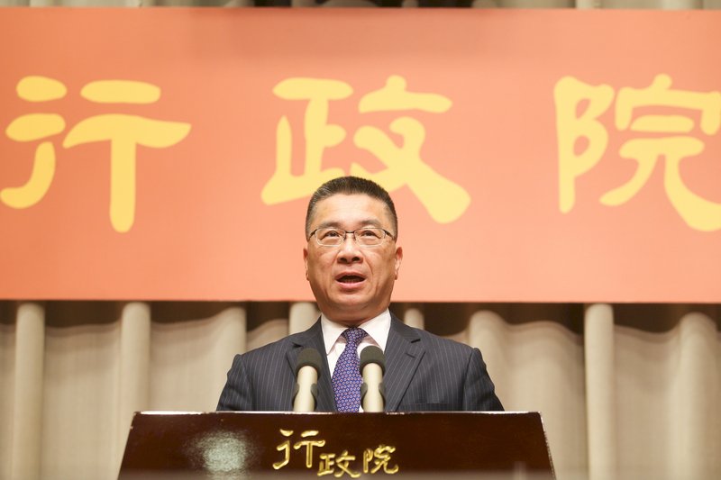 吳茂昆遭控到中國任職 政院：照片移花接木