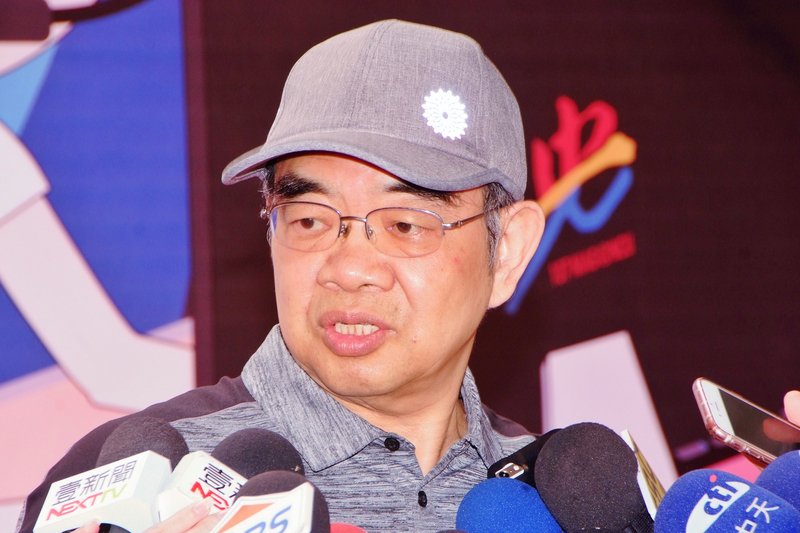 吳茂昆：諮詢小組指管兼職違法 不能再選