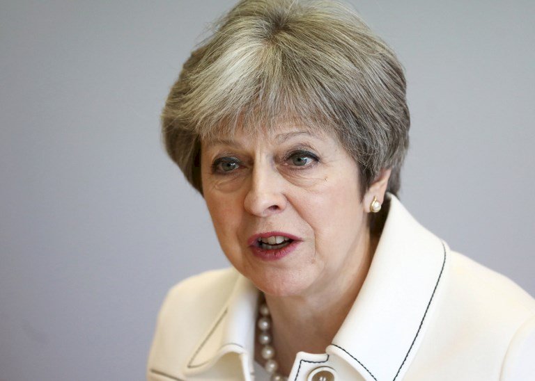英醫院開強藥奪走450多命 梅伊政府致歉