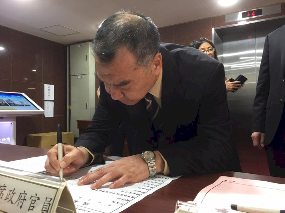 中仿設安欣服務處 邱國正：無榮民反映受騙