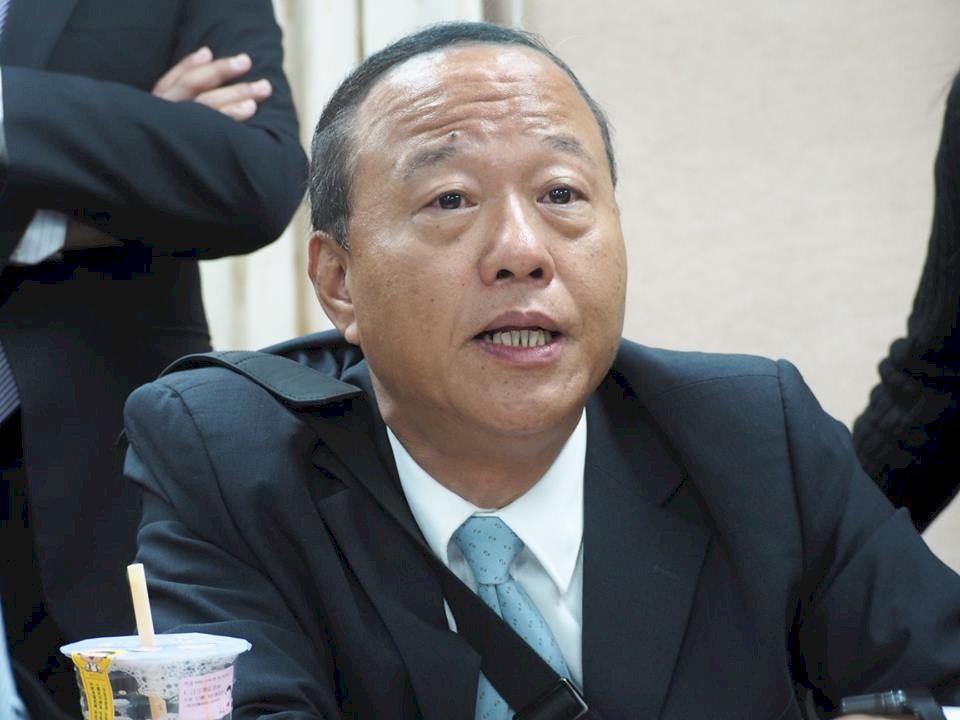 傘兵意外 國防部：初判為複合式因素