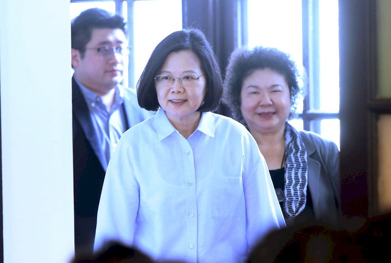 南台暴雨成災 總統赴嘉縣慰問災民