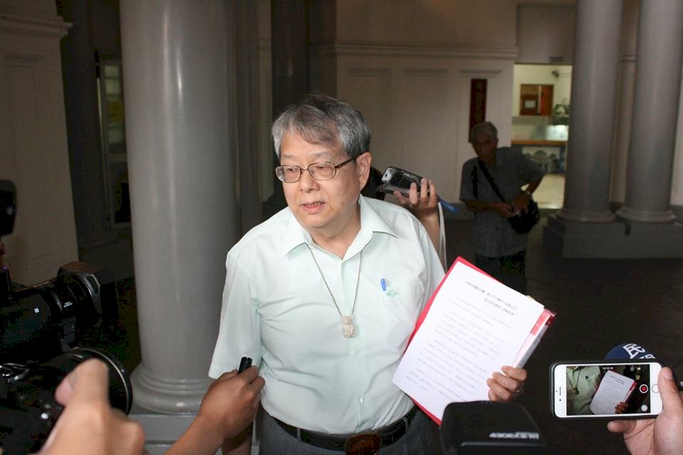 陳師孟約詢 扁向張博雅陳情換監委