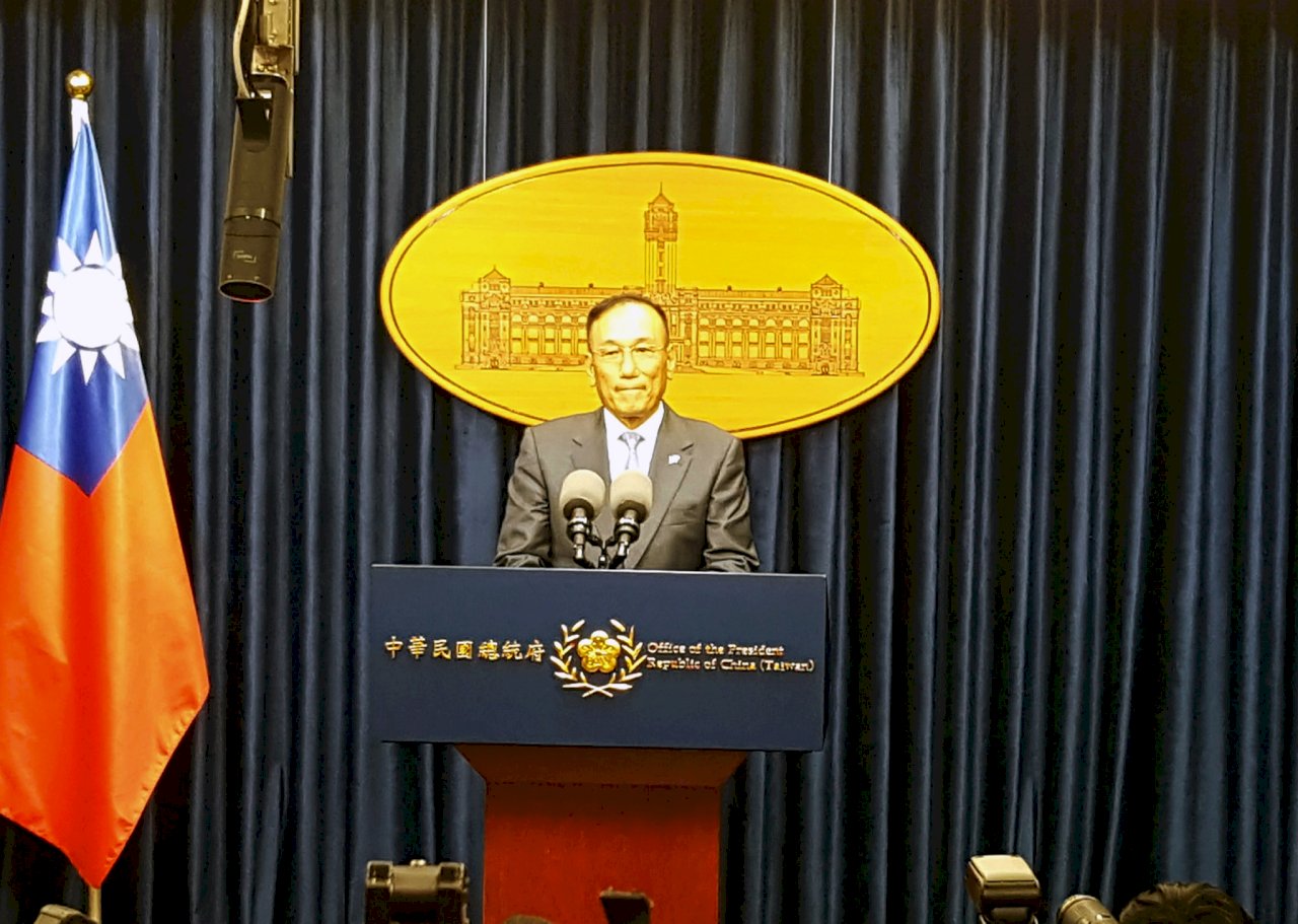 總統出訪過境美國 外交部：循例安排行程