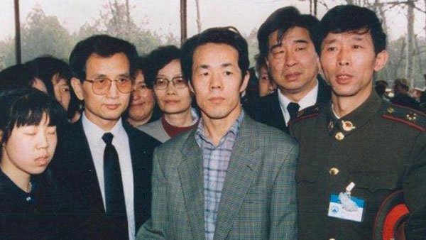 多部賭片來自他 港媒：特異人士張寶勝病故