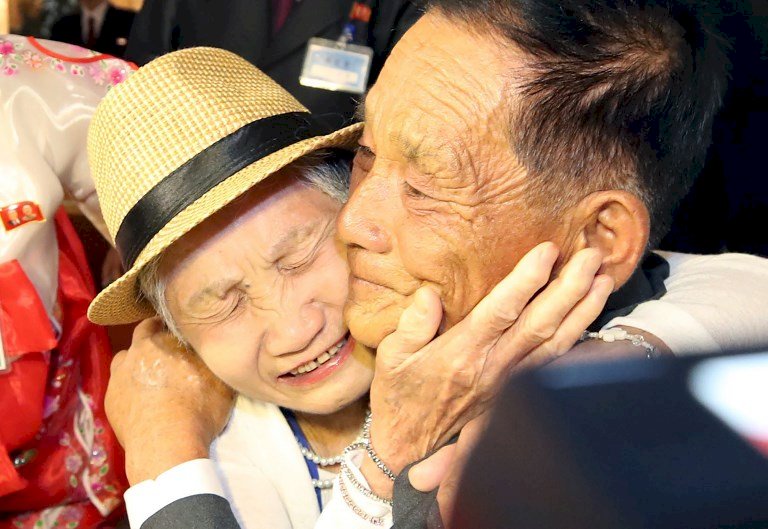 離散家屬團聚 年底前可能再辦