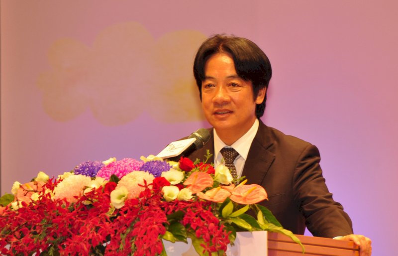 政院擬推雙語 立院籲以雙語教育為目標