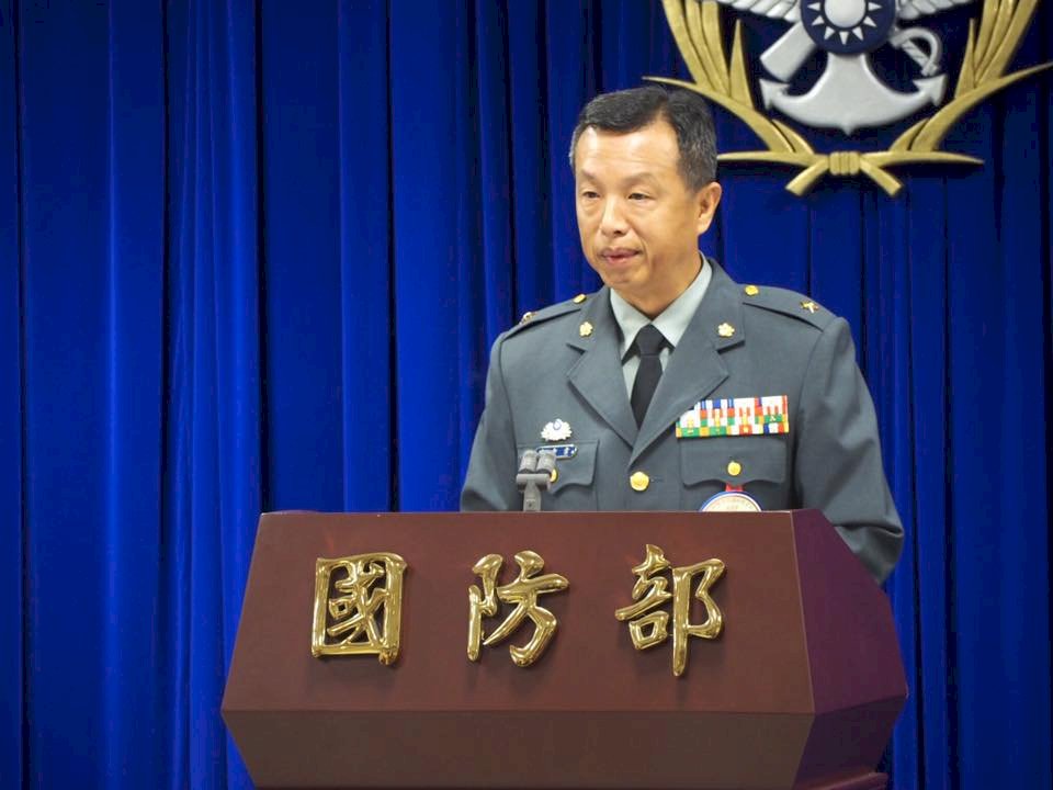 法艦通過台海 國防部：民船軍艦都能掌握